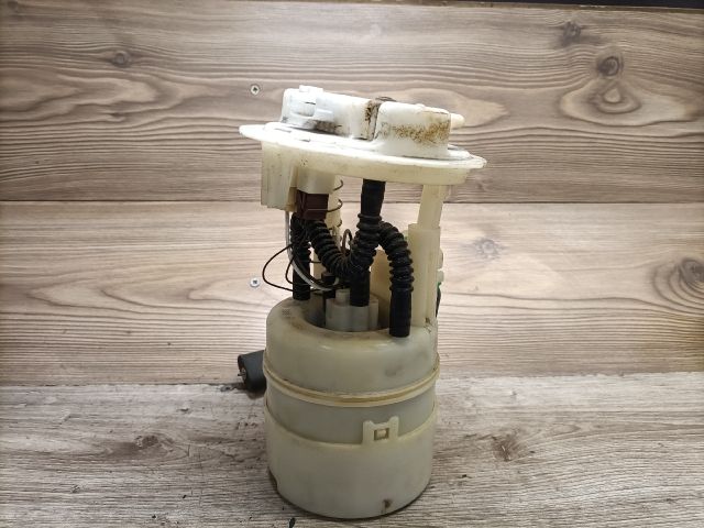 bontott RENAULT TWINGO II Üzemanyag Szivattyú