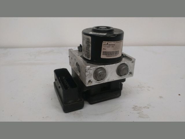 bontott RENAULT TWINGO II ABS Kocka