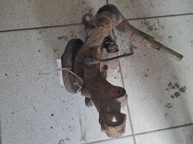 bontott RENAULT TWINGO II Jobb első Csonkállvány Kerékaggyal