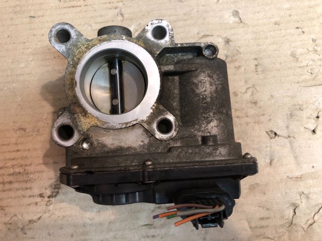 bontott RENAULT TWINGO II Fojtószelep (Elektromos)