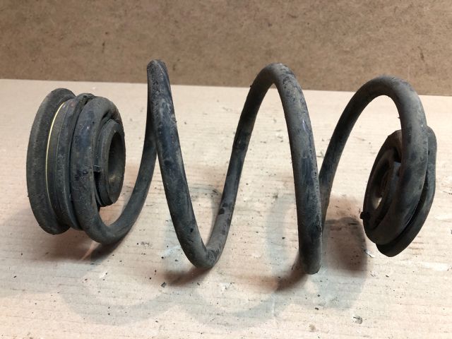 bontott RENAULT TWINGO II Hátsó Rugó