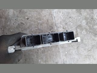 bontott RENAULT TWINGO II Motorvezérlő