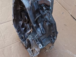 bontott RENAULT TWINGO II Váltó (Mechanikus)