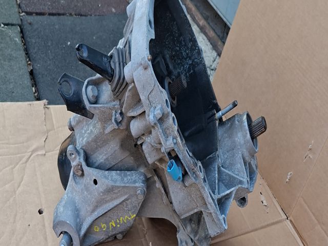 bontott RENAULT TWINGO II Váltó (Mechanikus)