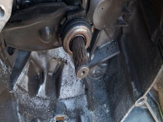 bontott RENAULT TWINGO II Váltó (Mechanikus)