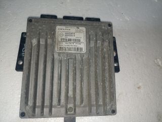 bontott RENAULT TWINGO II Motorvezérlő