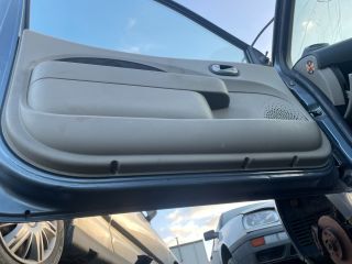 bontott RENAULT TWINGO II Bal első Ajtó (Üres lemez)