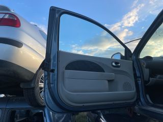 bontott RENAULT TWINGO II Bal első Ajtó (Üres lemez)