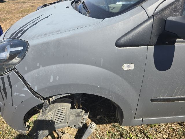 bontott RENAULT TWINGO II Bal első Sárvédő