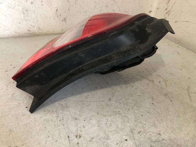 bontott RENAULT TWINGO II Bal Hátsó Lámpa