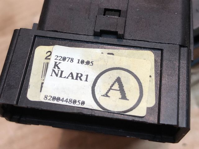 bontott RENAULT TWINGO II Bal Kormánykapcsoló Irányjelző