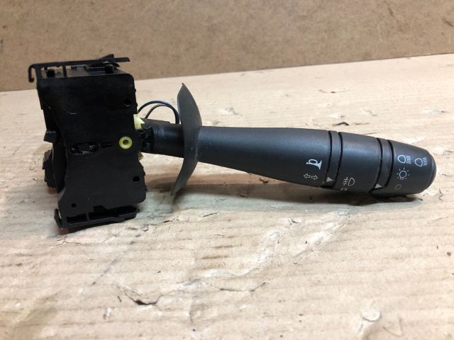 bontott RENAULT TWINGO II Bal Kormánykapcsoló Irányjelző