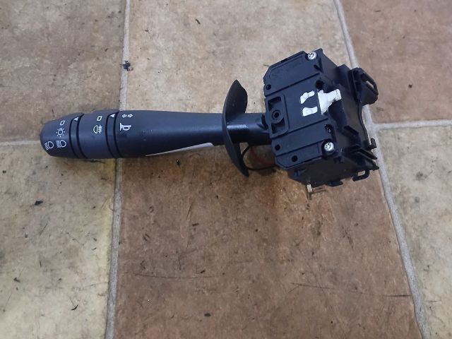 bontott RENAULT TWINGO II Bal Kormánykapcsoló Irányjelző