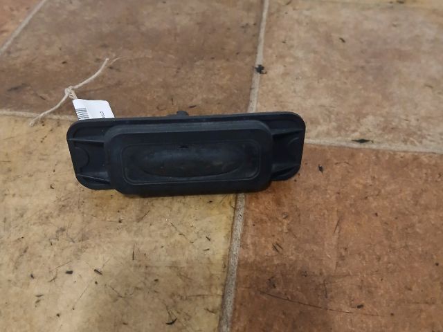 bontott RENAULT TWINGO II Csomagtérajtó Kapcsoló