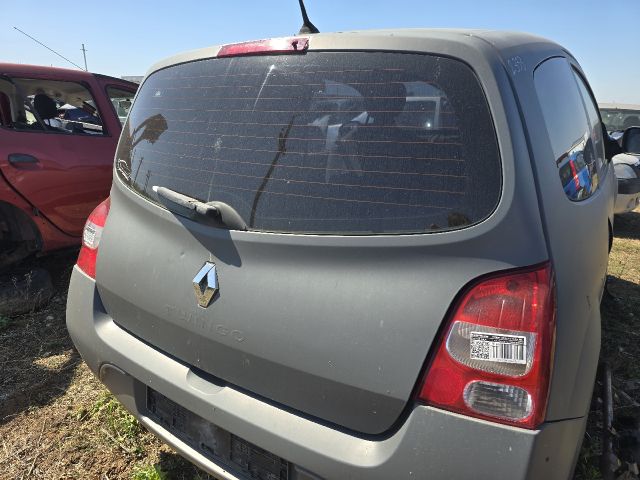 bontott RENAULT TWINGO II Csomagtérajtó (Üres lemez)