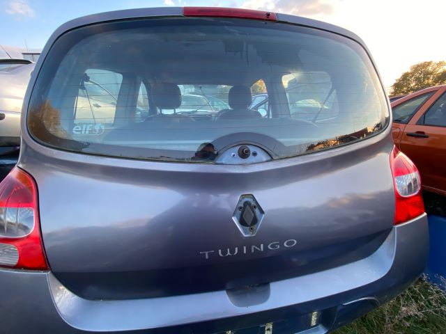 bontott RENAULT TWINGO II Csomagtérajtó (Üres lemez)