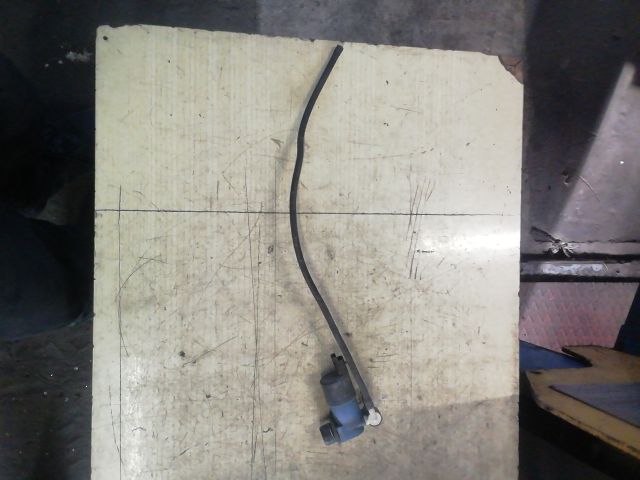 bontott RENAULT TWINGO II Első Ablakmosó Szivattyú