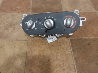 bontott RENAULT TWINGO II Fűtéskapcsoló (manuális klímás)