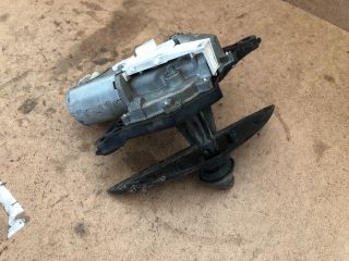 bontott RENAULT TWINGO II Hátsó Ablaktörlő Motor