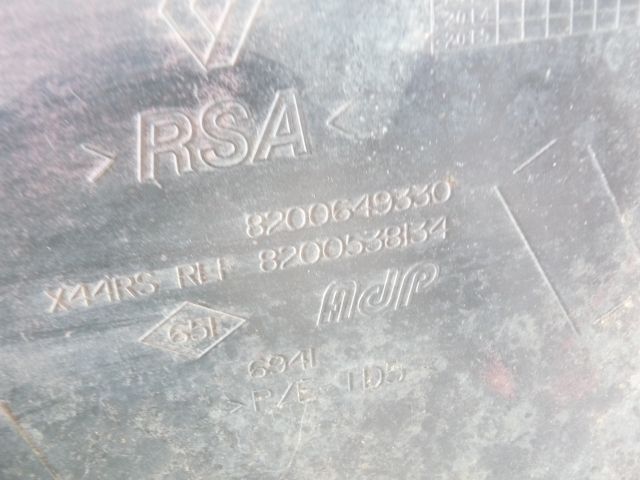 bontott RENAULT TWINGO II Hátsó Lökhárító (Részeivel)