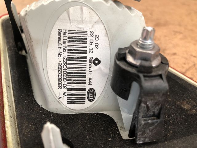 bontott RENAULT TWINGO II Jobb Belső Hátsó Lámpa