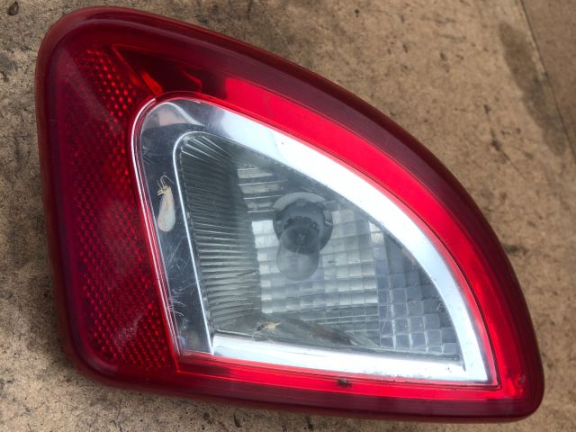 bontott RENAULT TWINGO II Jobb Belső Hátsó Lámpa