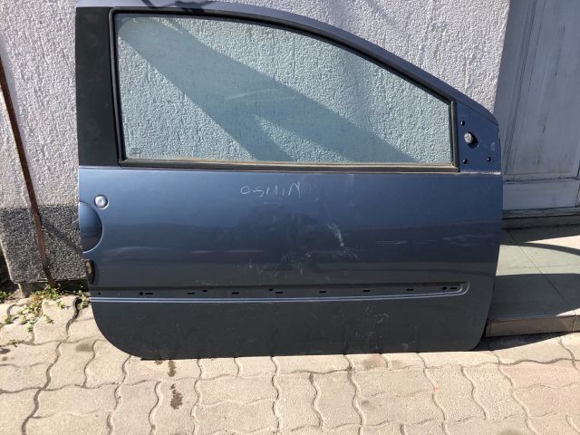 bontott RENAULT TWINGO II Jobb első Ajtó (Üres lemez)