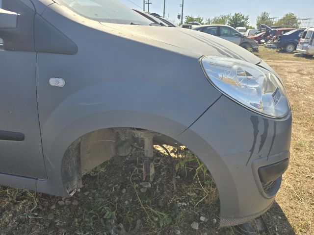 bontott RENAULT TWINGO II Jobb első Sárvédő