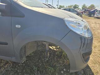 bontott RENAULT TWINGO II Jobb első Sárvédő