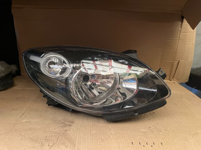 bontott RENAULT TWINGO II Jobb Fényszóró