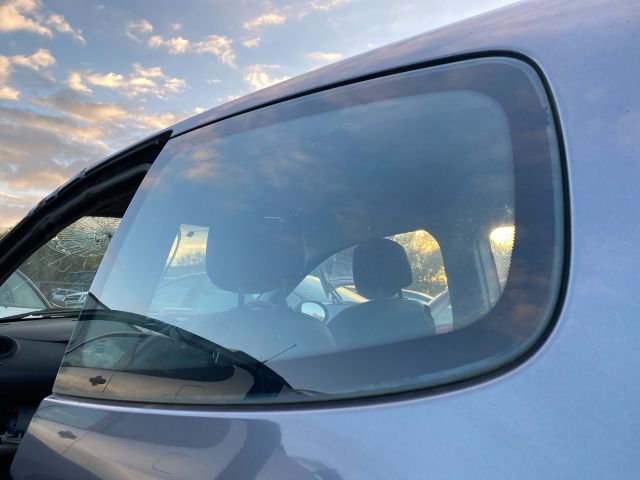 bontott RENAULT TWINGO II Jobb hátsó Ablak