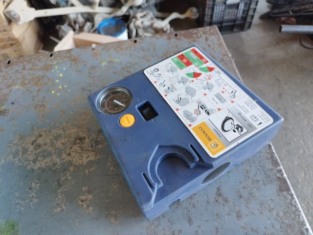 bontott RENAULT TWINGO II Kerék Pumpa