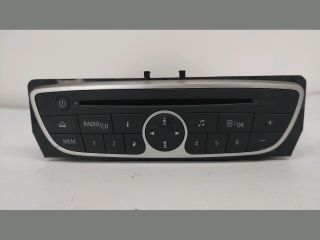 bontott RENAULT TWINGO II Rádió / CD