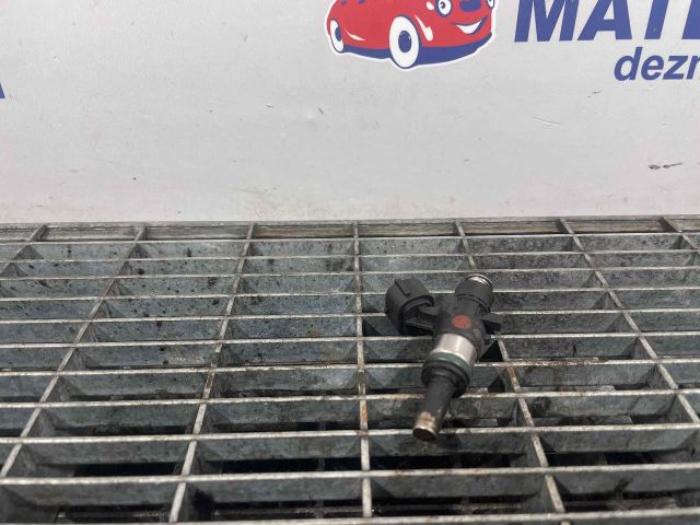 bontott RENAULT TWINGO III Porlasztó (1 db)