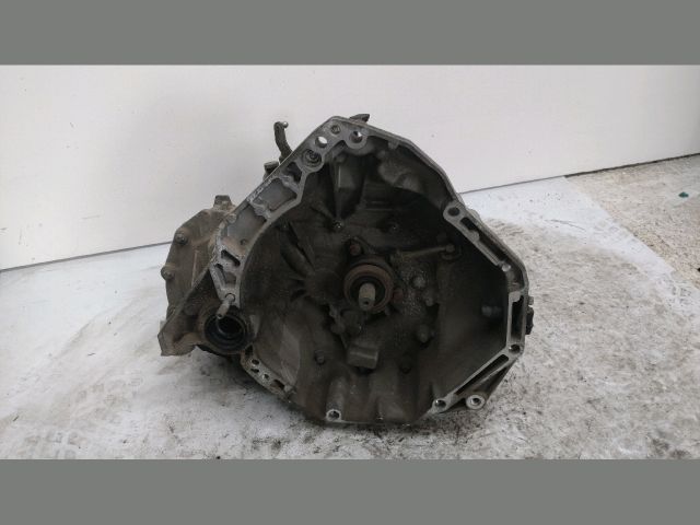 bontott RENAULT TWINGO III Váltó (Mechanikus)