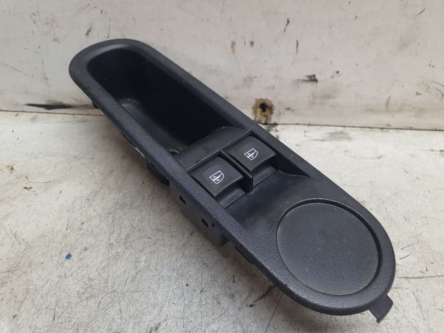 bontott RENAULT TWINGO III Ablakemelő Kapcsoló Négyes / Kettes