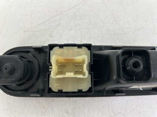 bontott RENAULT TWINGO III Bal első Ablakemelő Kapcsoló