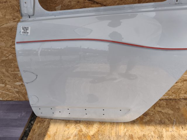 bontott RENAULT TWINGO III Bal hátsó Ajtó (Üres lemez)