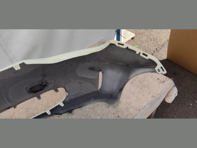 bontott RENAULT TWINGO III Első Lökhárító (Üresen)