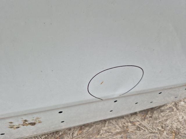 bontott RENAULT TWINGO III Jobb hátsó Ajtó (Üres lemez)