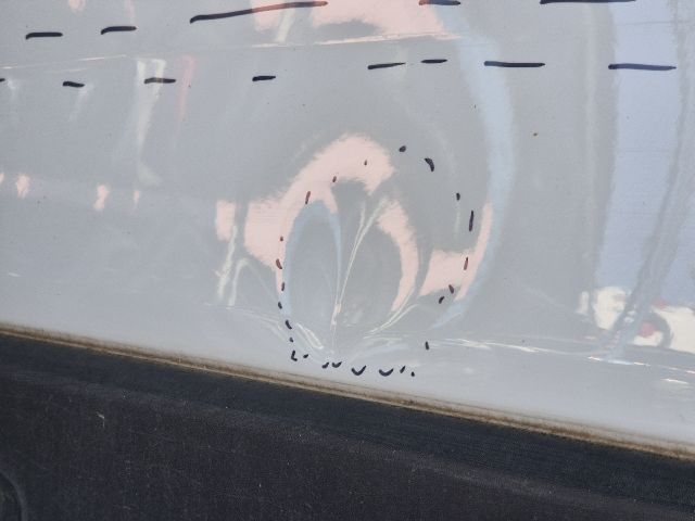 bontott RENAULT TWINGO III Jobb hátsó Ajtó (Üres lemez)