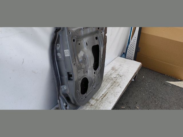 bontott RENAULT TWINGO III Jobb hátsó Ajtó (Üres lemez)