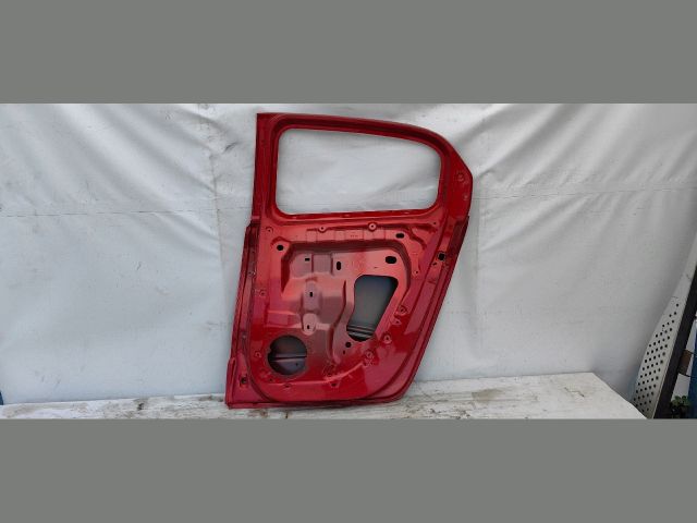 bontott RENAULT TWINGO III Jobb hátsó Ajtó (Üres lemez)