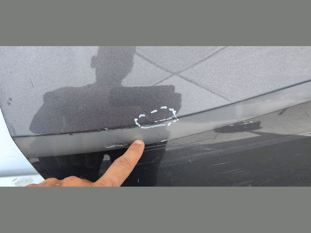 bontott RENAULT TWINGO III Jobb hátsó Ajtó (Üres lemez)