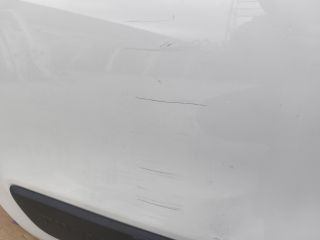 bontott RENAULT TWINGO III Jobb hátsó Ajtó (Üres lemez)