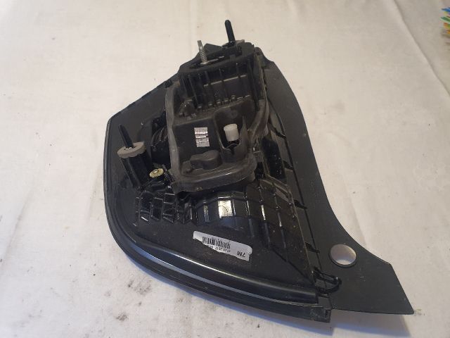 bontott RENAULT TWINGO III Jobb Hátsó Lámpa