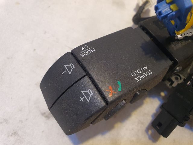 bontott RENAULT TWINGO III Légzsák Átvezető Szalagkábel