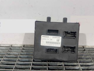 bontott RENAULT TWINGO III Porlasztó Elektronika