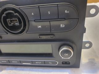 bontott RENAULT TWINGO III Rádió / CD