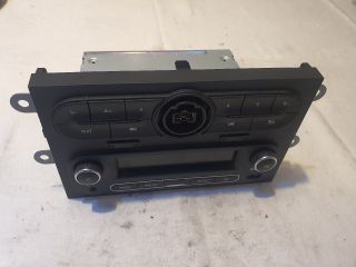 bontott RENAULT TWINGO III Rádió / CD